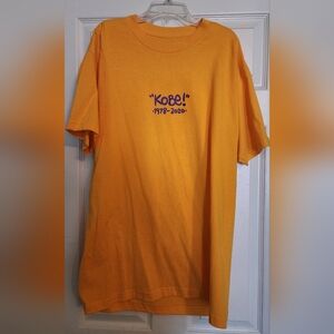 Blue the Great x Kobe Bryant T-Shirt Yellow Gold 8 RARE Large L